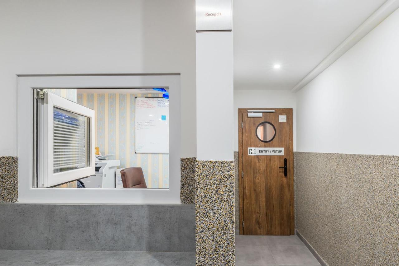 Hostel One Пряшів Екстер'єр фото